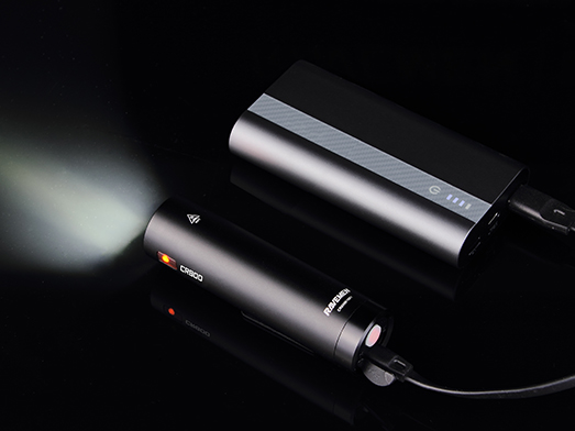 Ravemen CR800 bicycle light

