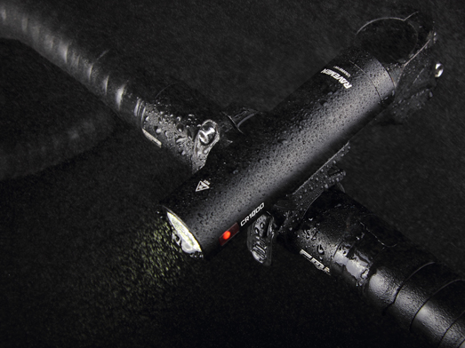 Ravemen CR1000 bicycle light
