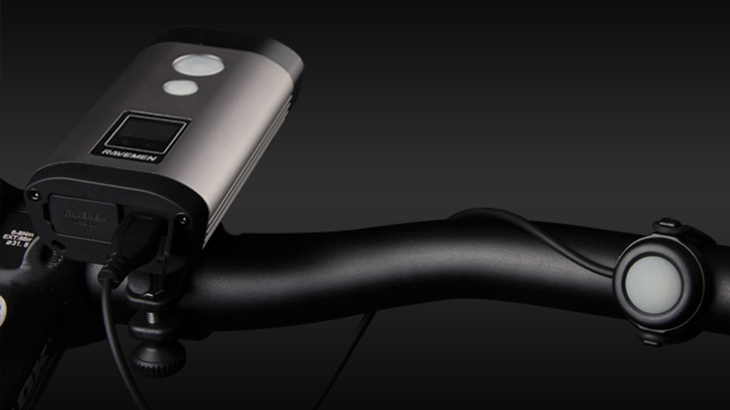 Ravemen PR1400 bicycle light
