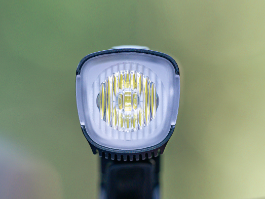 Ravemen K1000 bicycle light
